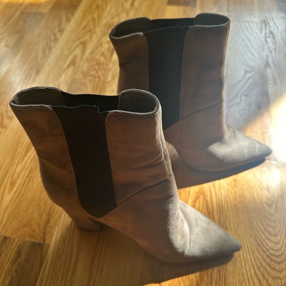 GUESS Suede Booties - Picture 3 of 4